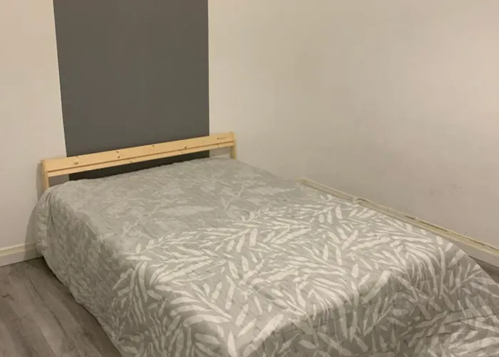 Quarto em Acomodações Particulares Casa Ferreira *